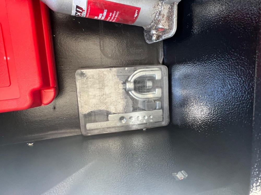 Matco 4S Triple Bank tool box with tools. Snap-On, Matco, Cornwell, Mac Tools.