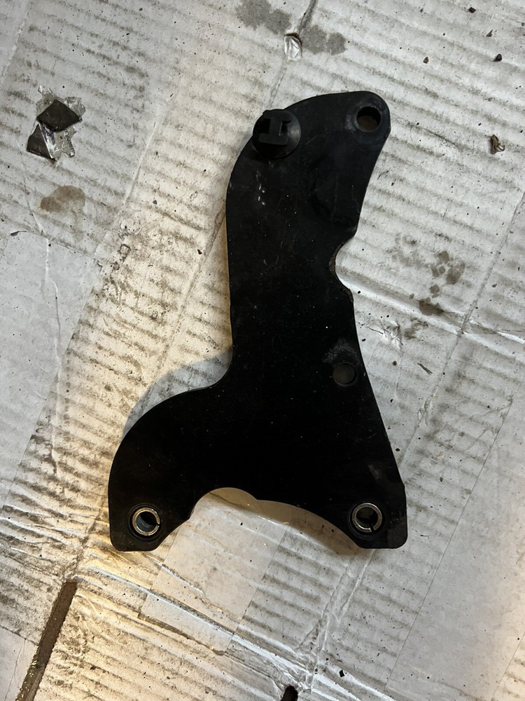 thermo king tripac evolution Apu compressor front bracket