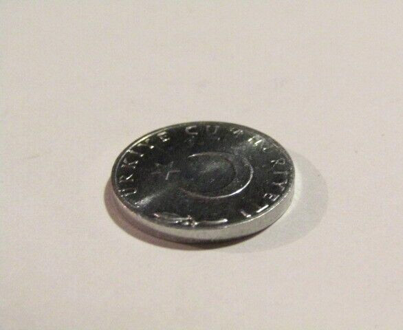 Turkey 1975 5 Kurus unc Coin