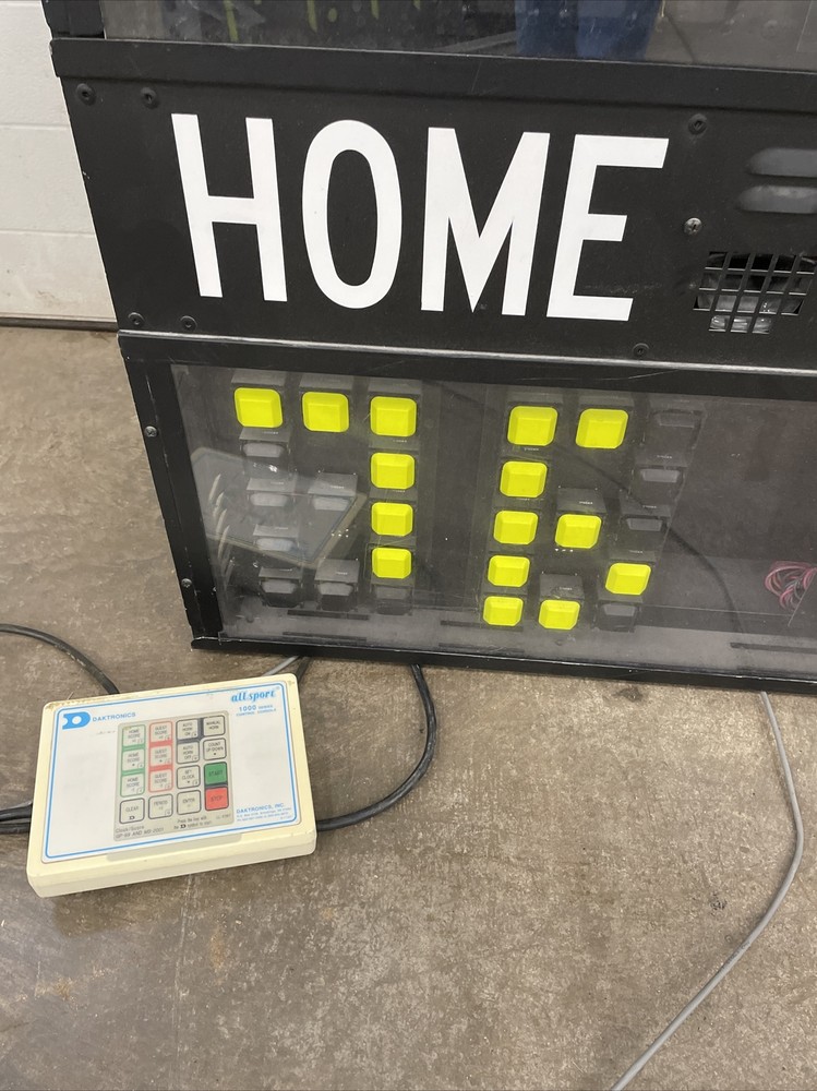 Vintage Daktronics MS-1000 Scoreboard, Powers On, As Is, See Details Needs Work