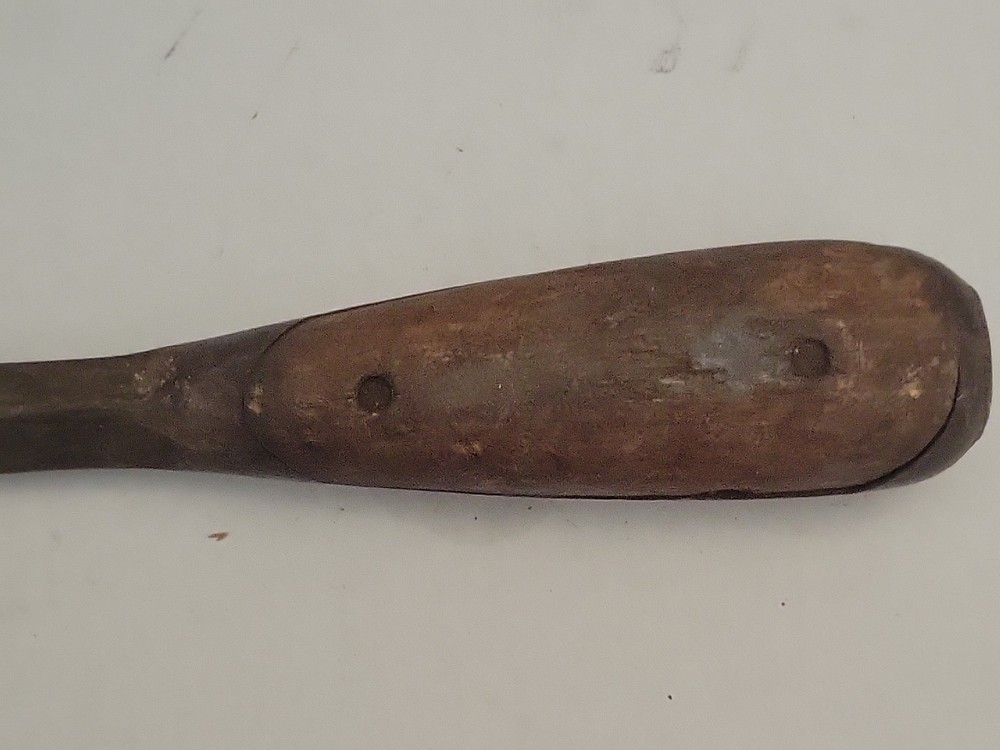 Vintage Rustic Screwdriver/chizel Gteat Display Piece