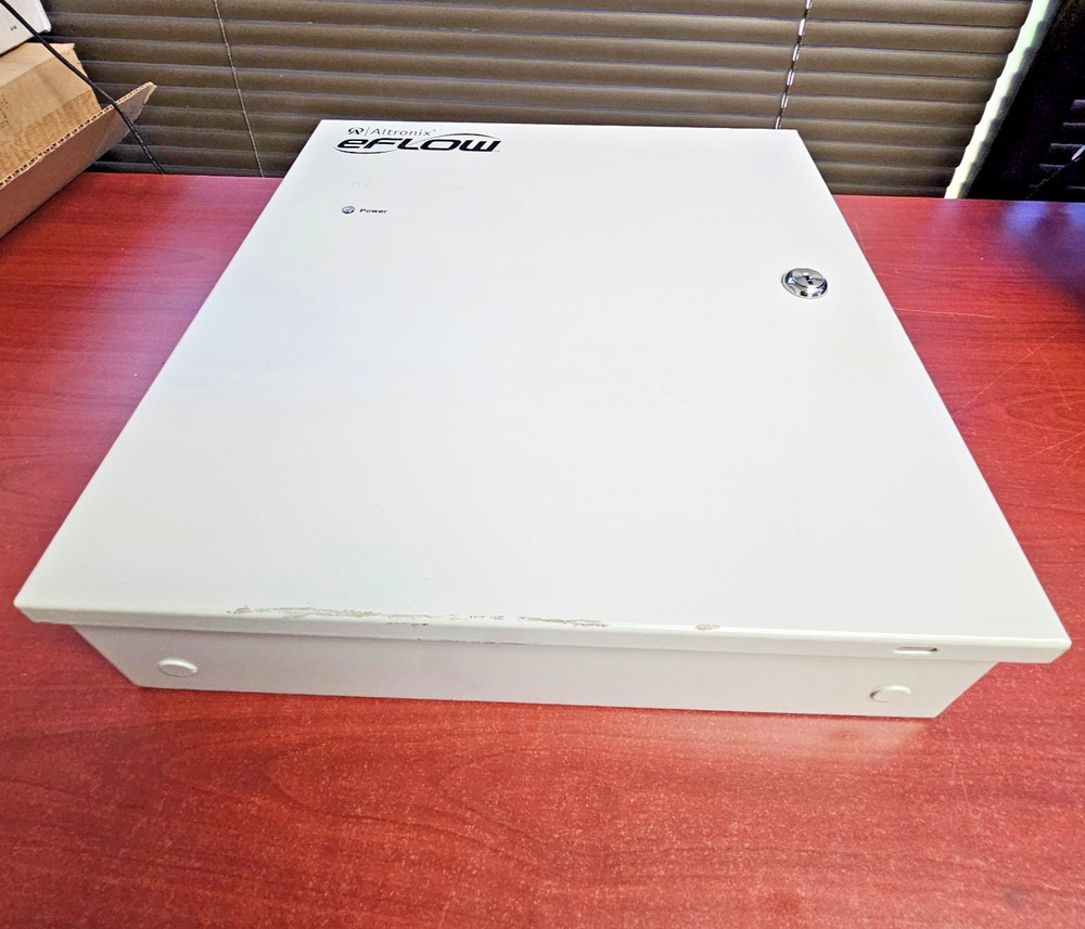 Altronix eFLOW3N Power Supply USED