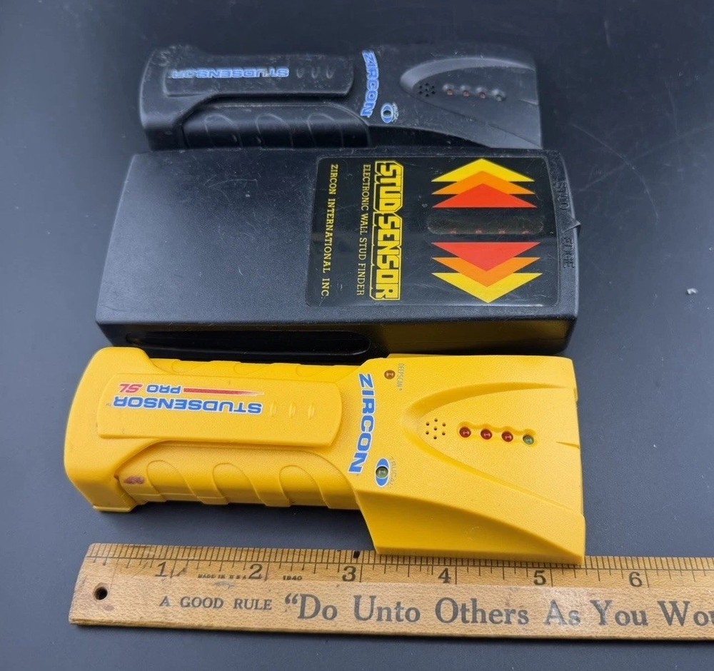 3 ZIRCON STUDSENSOR Stud Sensor Electronic Wall Stud Finder WORKS TESTED