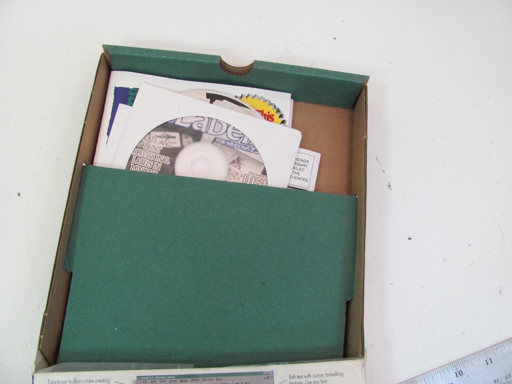 COMPU WORKS LABELS FOR WINDOWS 95 CD ROM