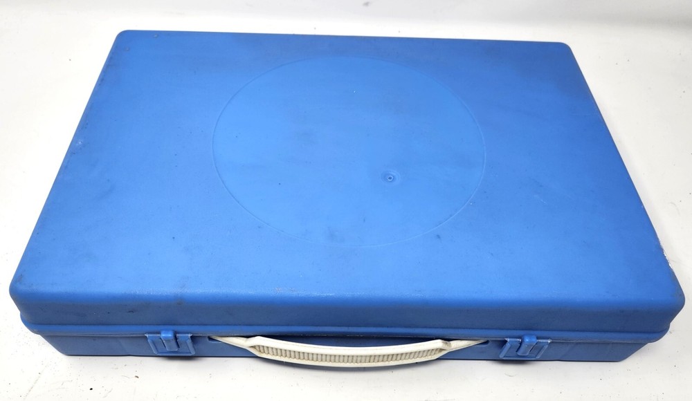 Blue Case with String Art Craft Supplies Kit