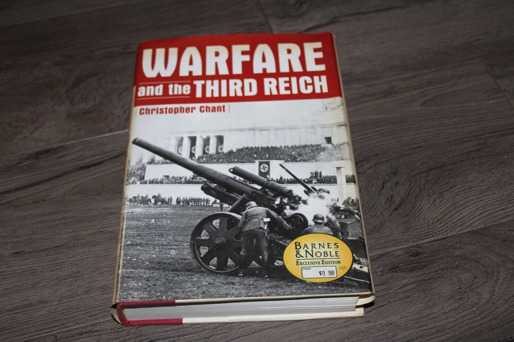 Warfare & the Third Reich by Christopher Chant 1998 WW2 Germany