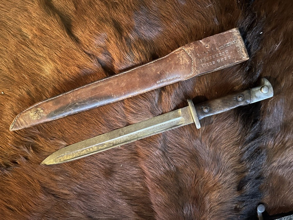 INTERESTING CUT DOWN BAYONET FIGHTING KNIFE NAMED GREENWICH