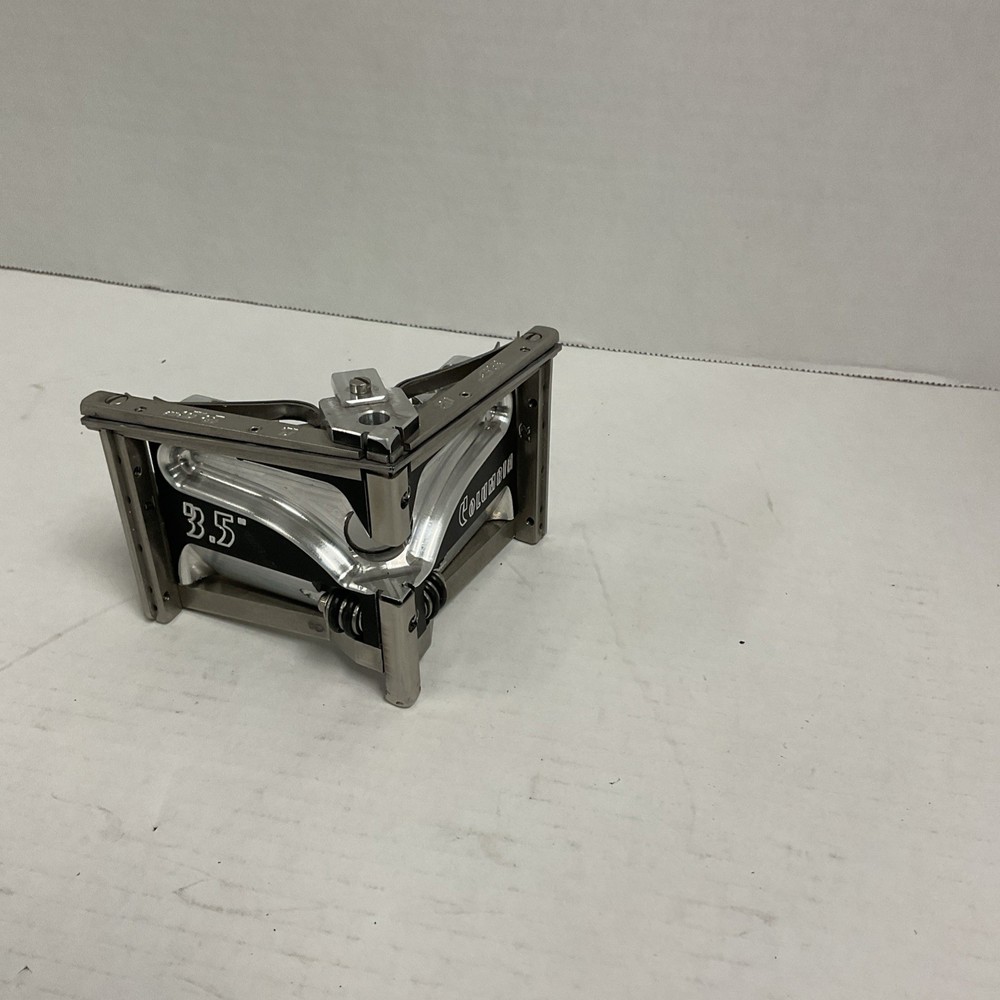 Columbia Angle Head/Corner Finisher 3.5"
