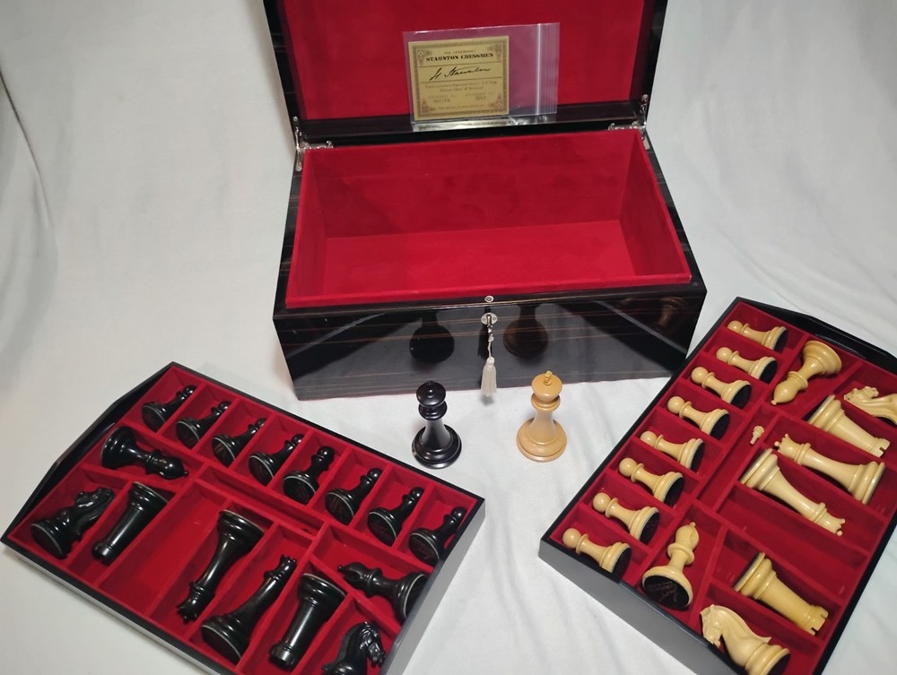 Genuine Staunton The Camaratta Collection -  Luxury Chess Pieces - 4.4" King
