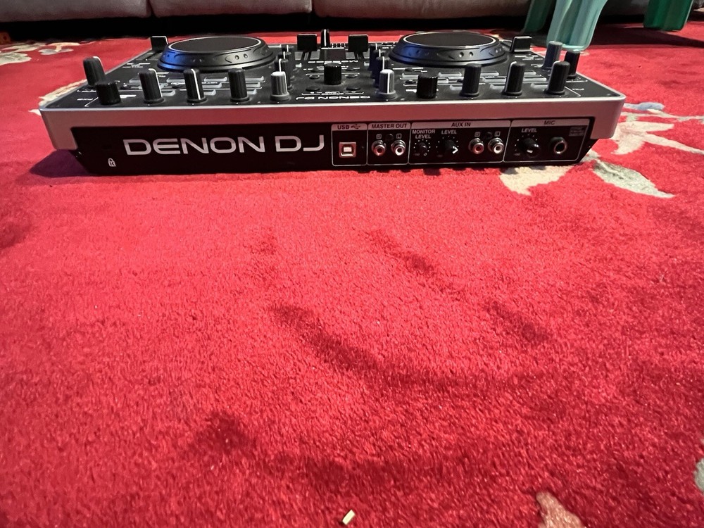 Denon MC2000 Dj Controller