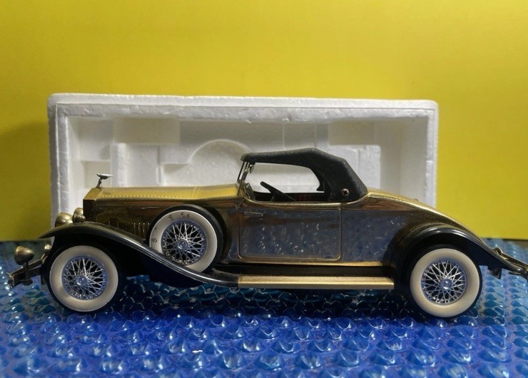 VINTAGE Solid State Rolls Royce Phantom 2 Radio Original Box