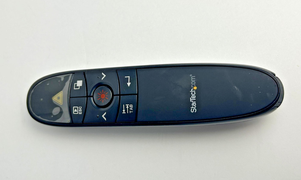StarTech Wireless Presentation Remote With Laser Pointer - 90ft (27m) PRESREMOTE