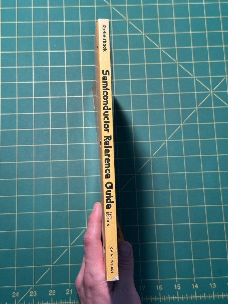 Archer Semiconductor Reference Guide - Cat. No. 276-4005 (1981)