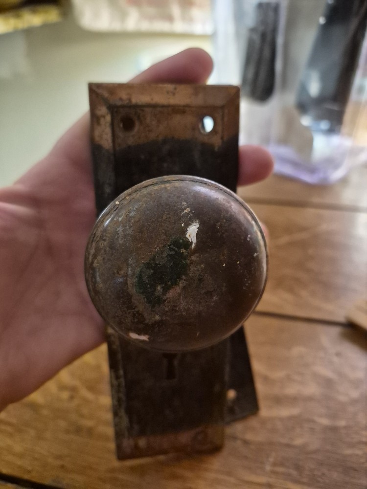 Vintage Metal Door Knobs and Face Plates