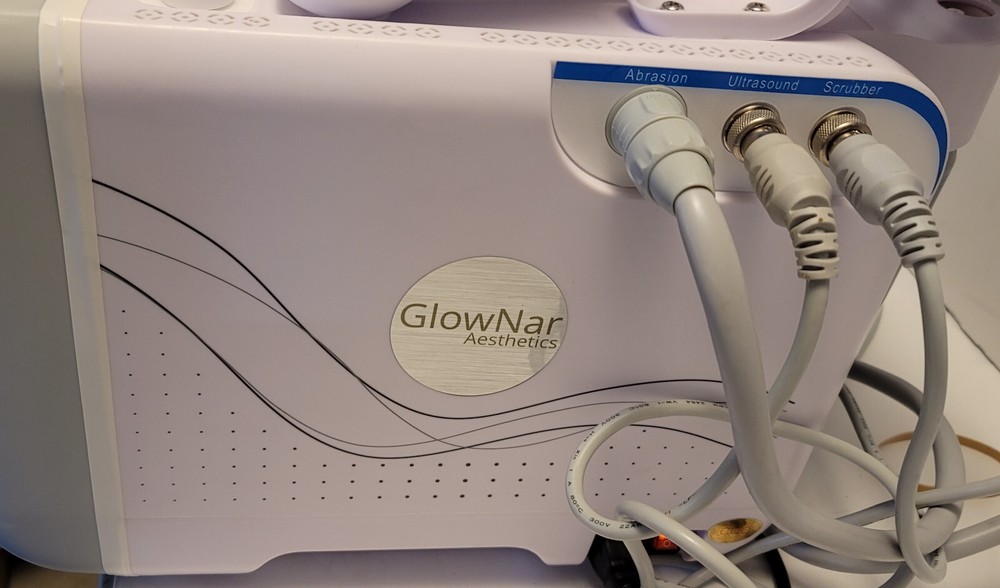 Glownar 7-in-1 H2O2 Hydrofacial Machine