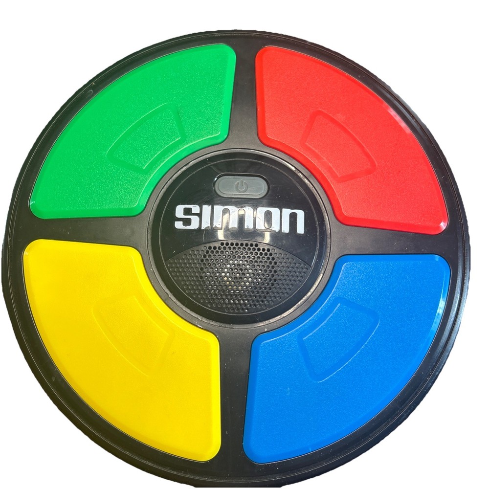 Simon Says Electronic Handheld Game Hasbro 2019 Classic Toy 8" TESTED