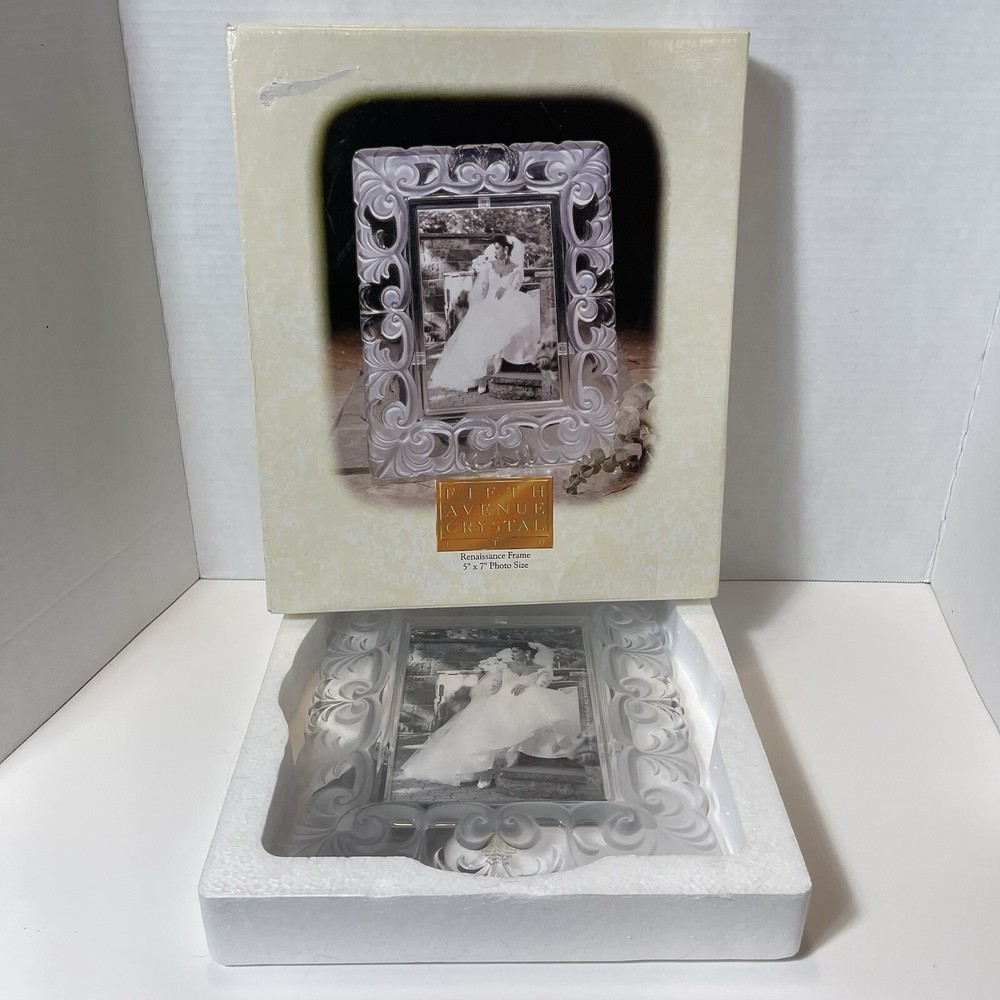 Fith Avenue Crystal Picture Frame 5x7 IN BOX NEW