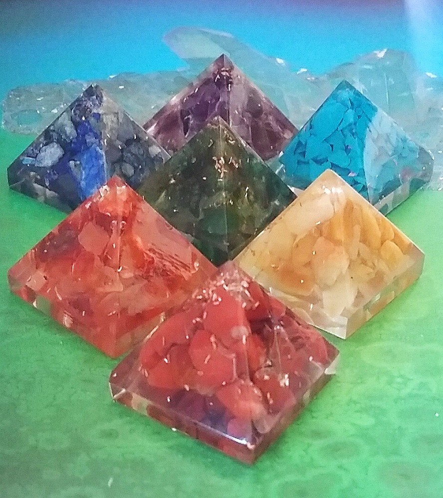 7 PIECE PYRAMID SET, 7 ORGONE CHAKRA CRYSTAL PYRAMIDS, CHAKRA PYRAMID SET