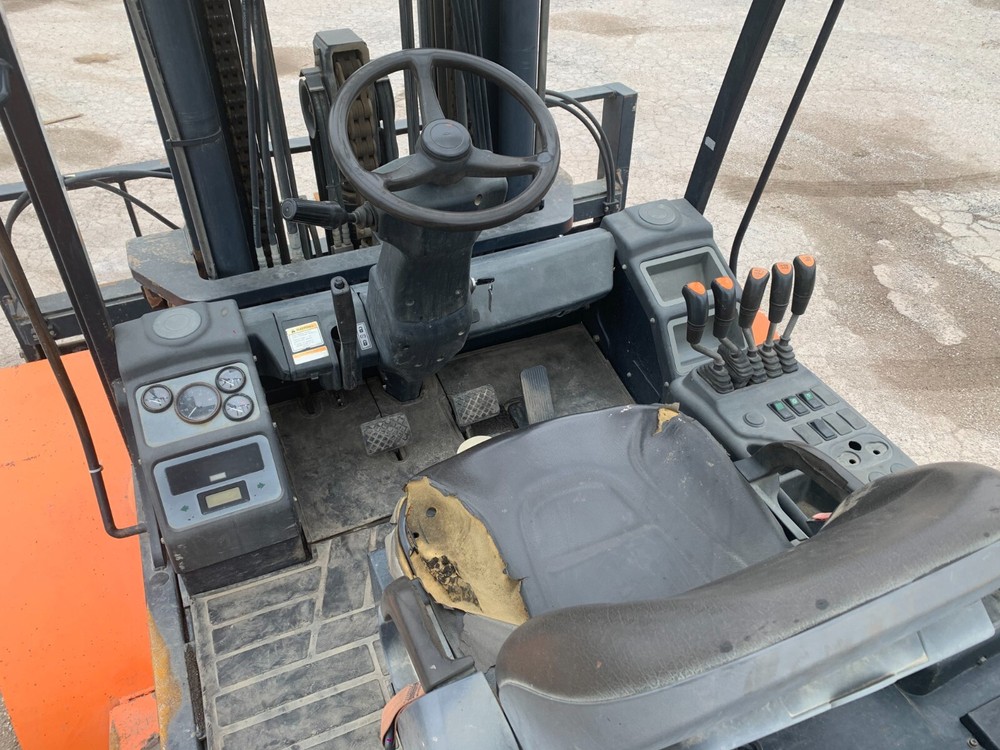 Doosan D90S-5 Forklift