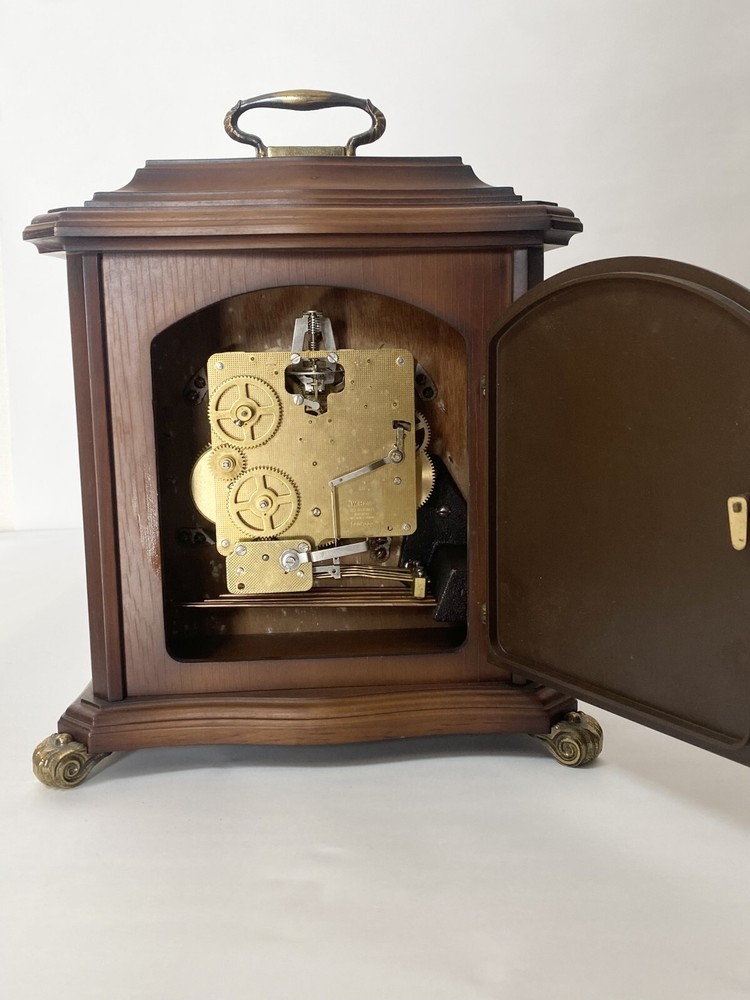 table clock vintage