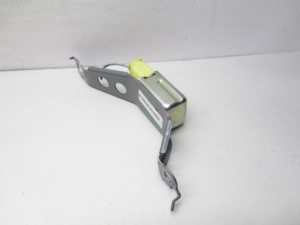02 - 06 Lexus ES300 Sensor 89833-33050 OEM