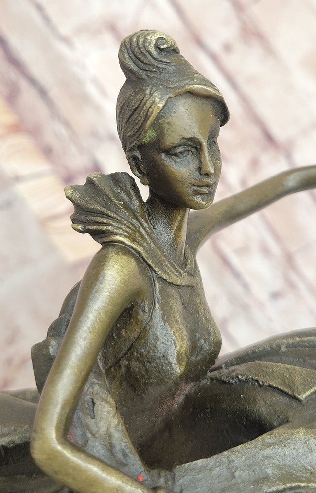 Genuine Bronze Handcrafted by Lost Wax Method Tango Dancer Dancing Aldo Vitaleh