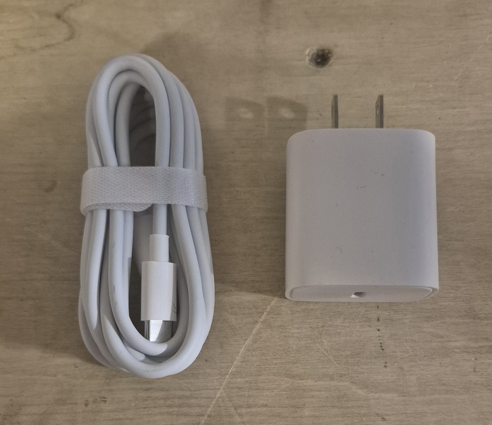 Oculus Meta Quest 2 External Headset Power Supply With Charging Cord