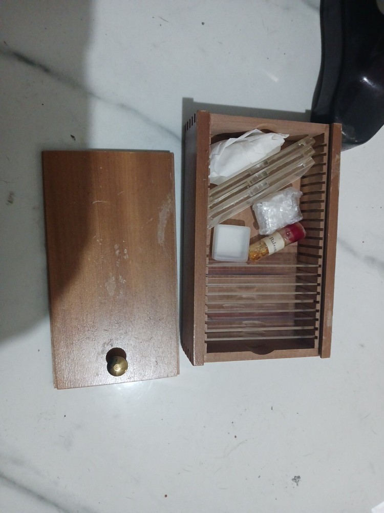 Vintage 1938 E. Leith Microscope Complete