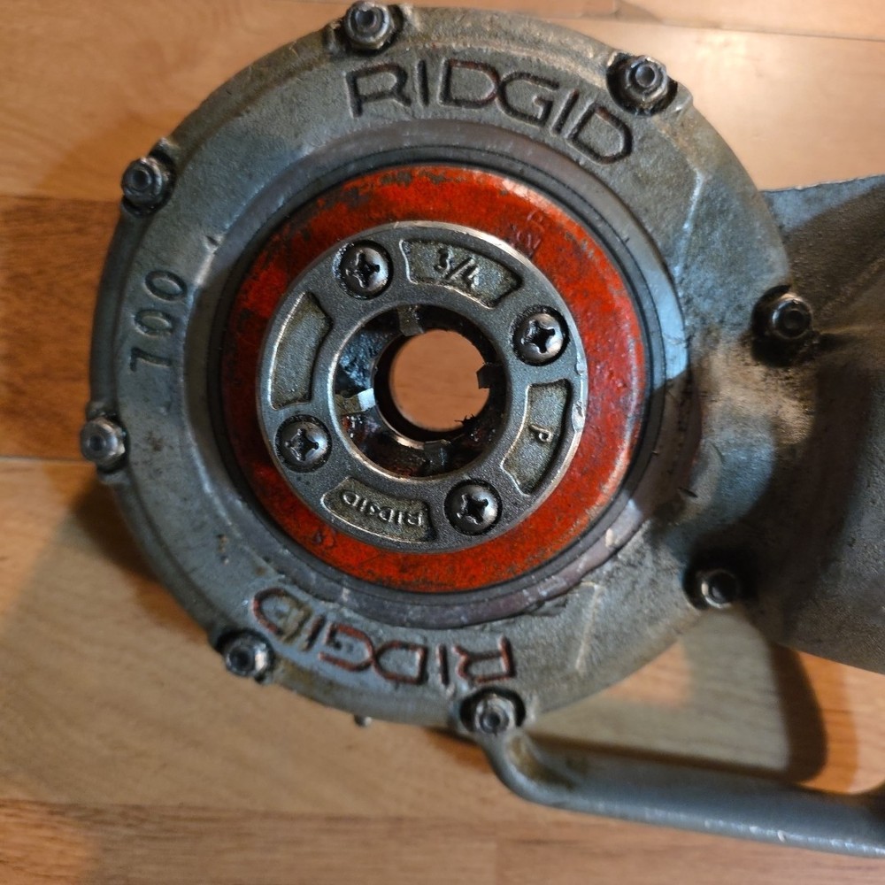 RIDGID 700 Power Drive Pipe Threader
