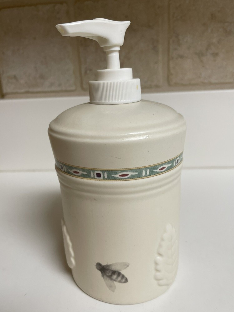 Springs Naturewood Lotion Bottle