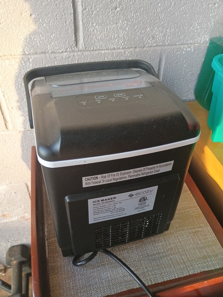 Ecozy Portable Countertop Ice Maker Black White Plastic 1 Item