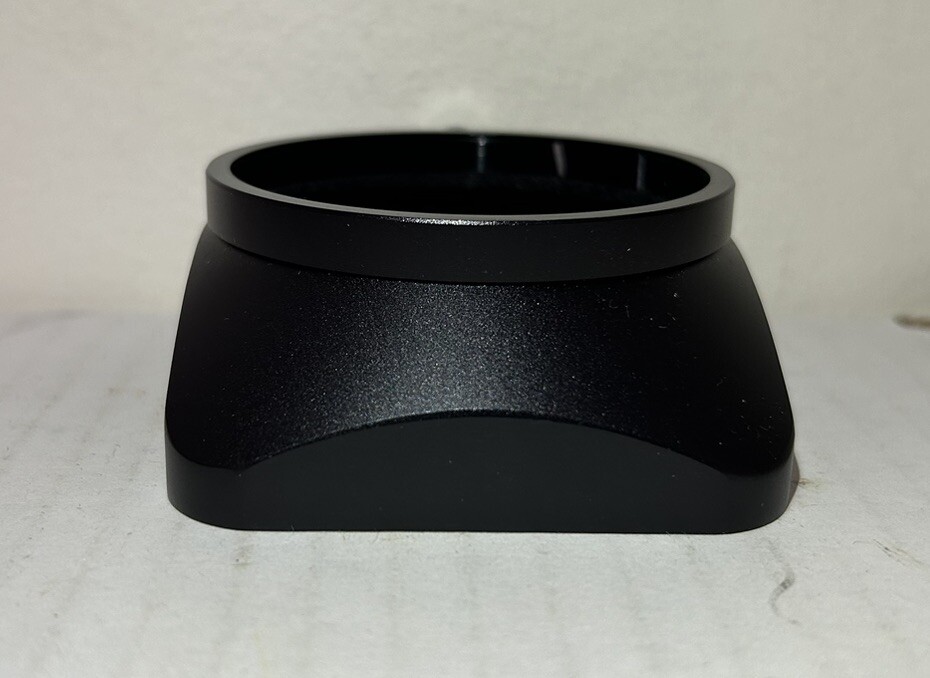 Konica 24mm 26mm Lens Hood & Case