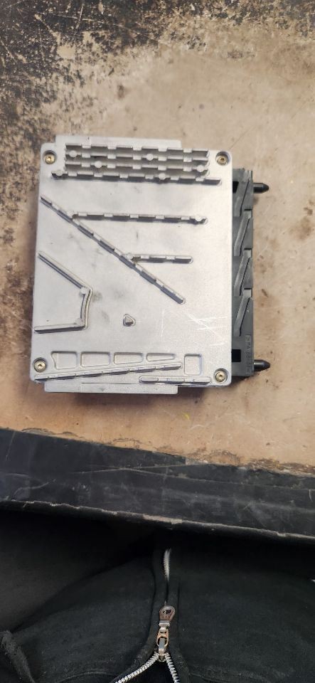 Engine ECM Electronic Control Module Fits 02-04 VOLVO 60 SERIES 1236802