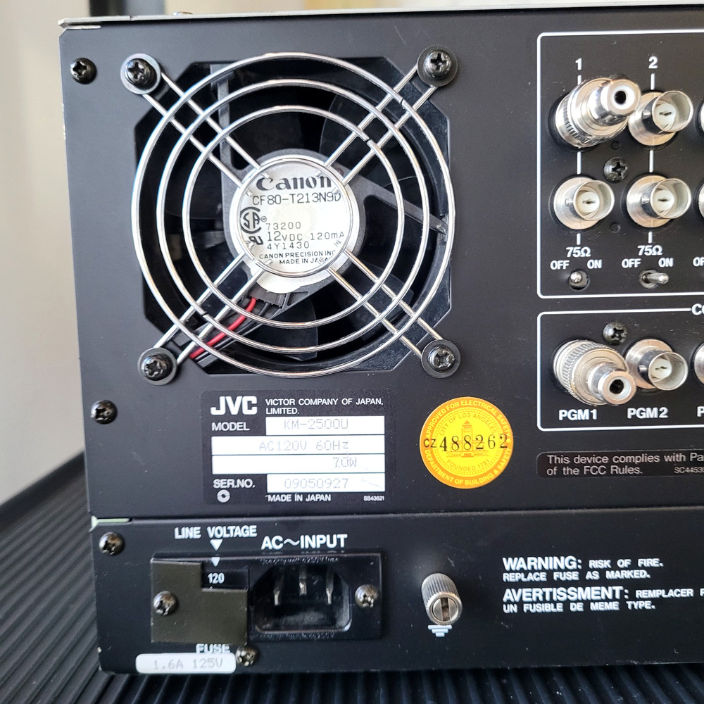 JVC KM-2500 Digital Special Effects Generator Controller W/ Main Unit Tested