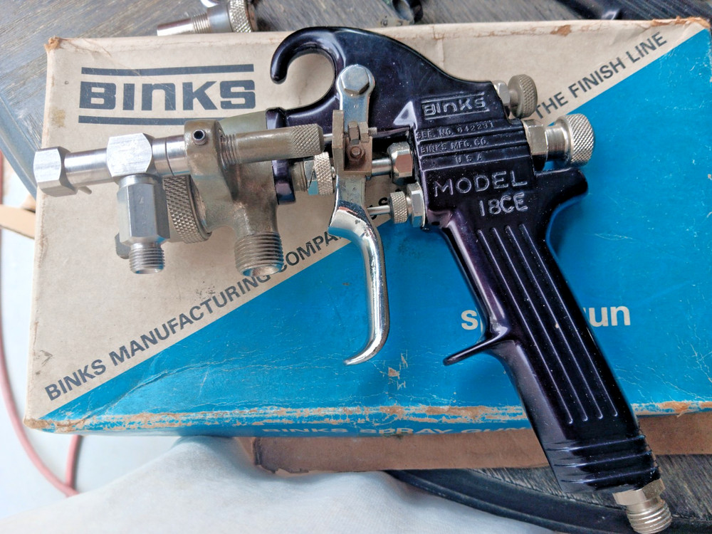 BINKS- model 18CE 2K Pressure spray gun 68