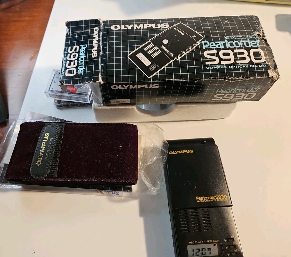OLYMPUS PEARLCORDER S930 Handheld Microcassette Audio Recorder Working