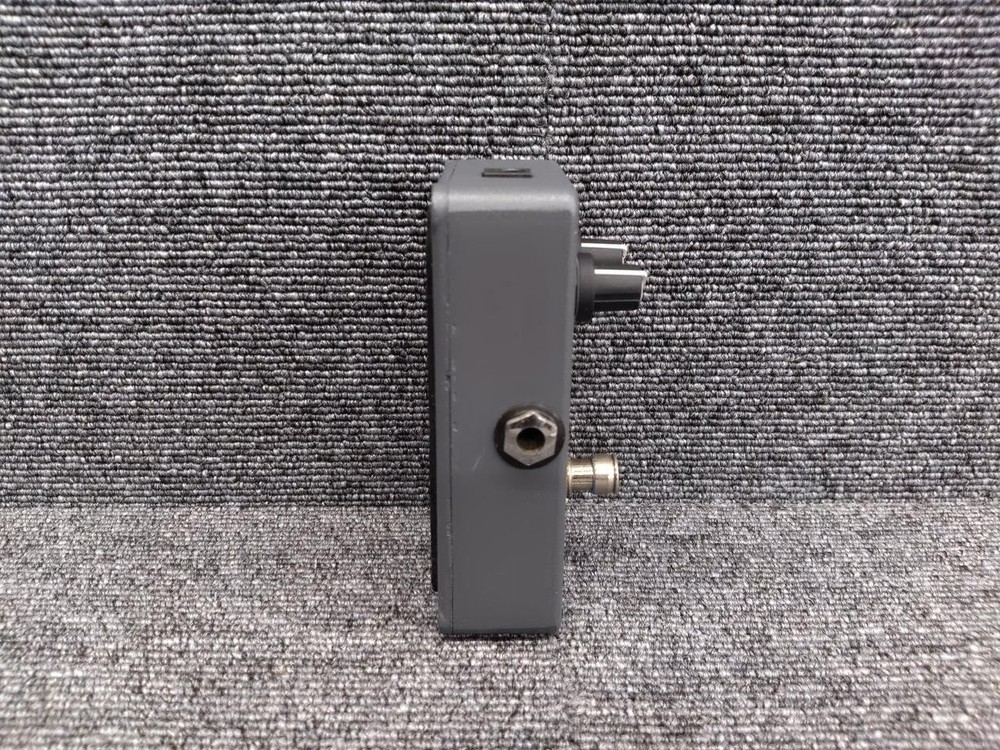 EBS UNI CHORUS missing back screw Effects pedal