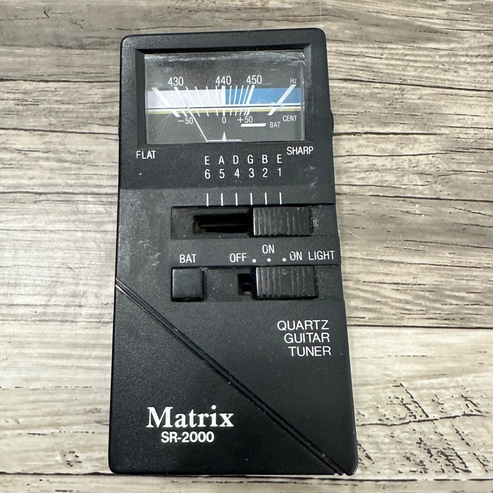 Matrix Quartz Guitar Tuner SR 2000 Light Meter Line In Line Out