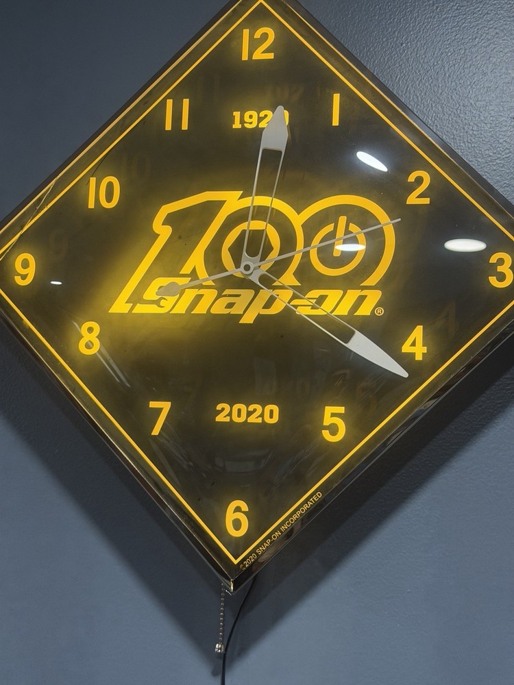 Snap-On Tools LED Diamond Shaped Bubble Clock 100th Anniversary Edition