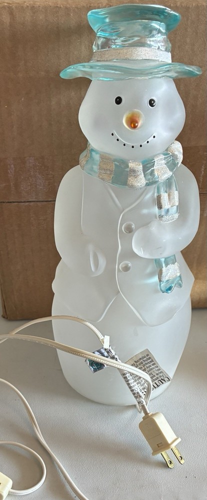 Snowman Lot Lamp And Snowglobe