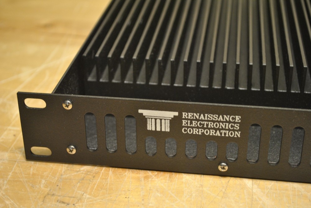 Renaissance Electronics Corp. 9A2NAT Power Amplifier