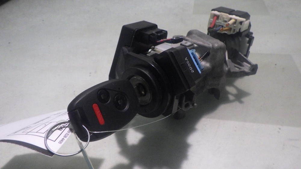 13 HONDA CR-V Ignition W/Key