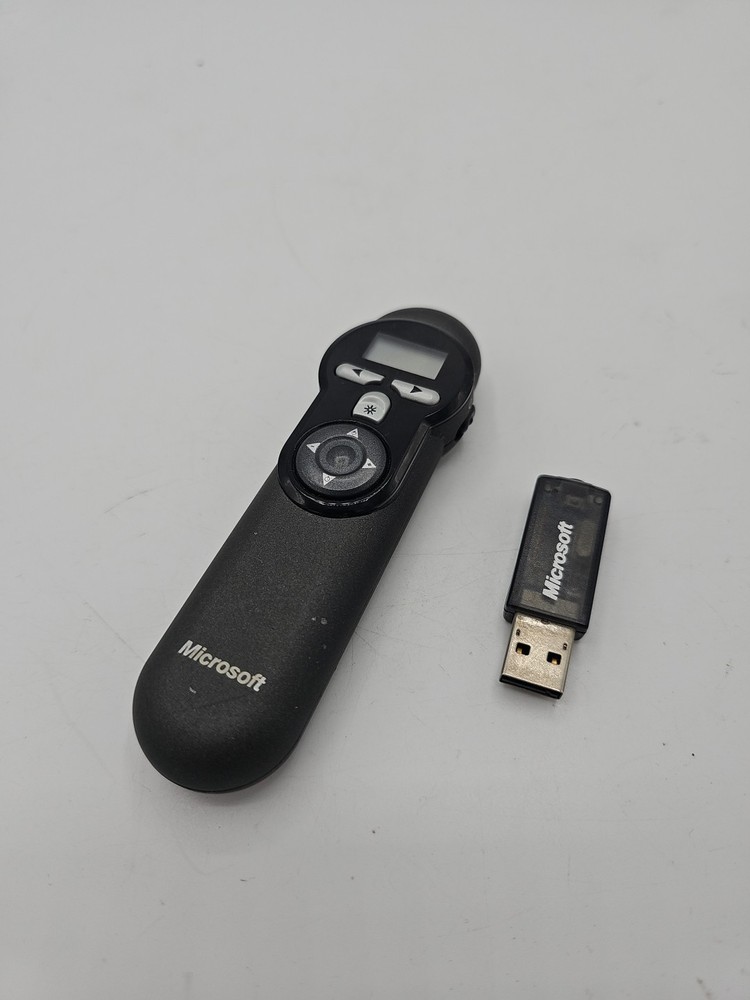 Microsoft Presenter 3000 Wireless Pointer Black Pointer + Laser Receiver