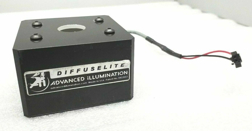 NICE ADVANCED ILLUMINATION DL2230 WHITE DIFFUSELITE W/ MOUNTING BRACKET