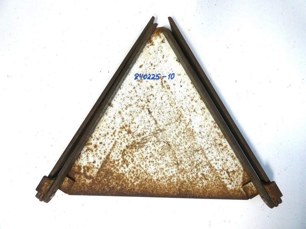 Classic car vintage warning triangle solid