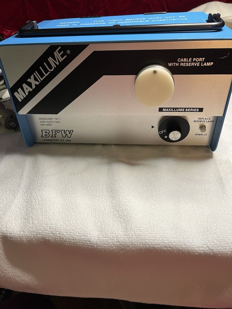 BFW Maxillume Light Source With Headlight