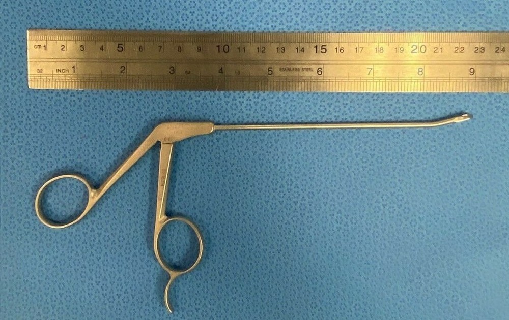Shutt-Linvatec 32.16314 Blunt Left Tip Forceps 2.75mm Arthroscopic