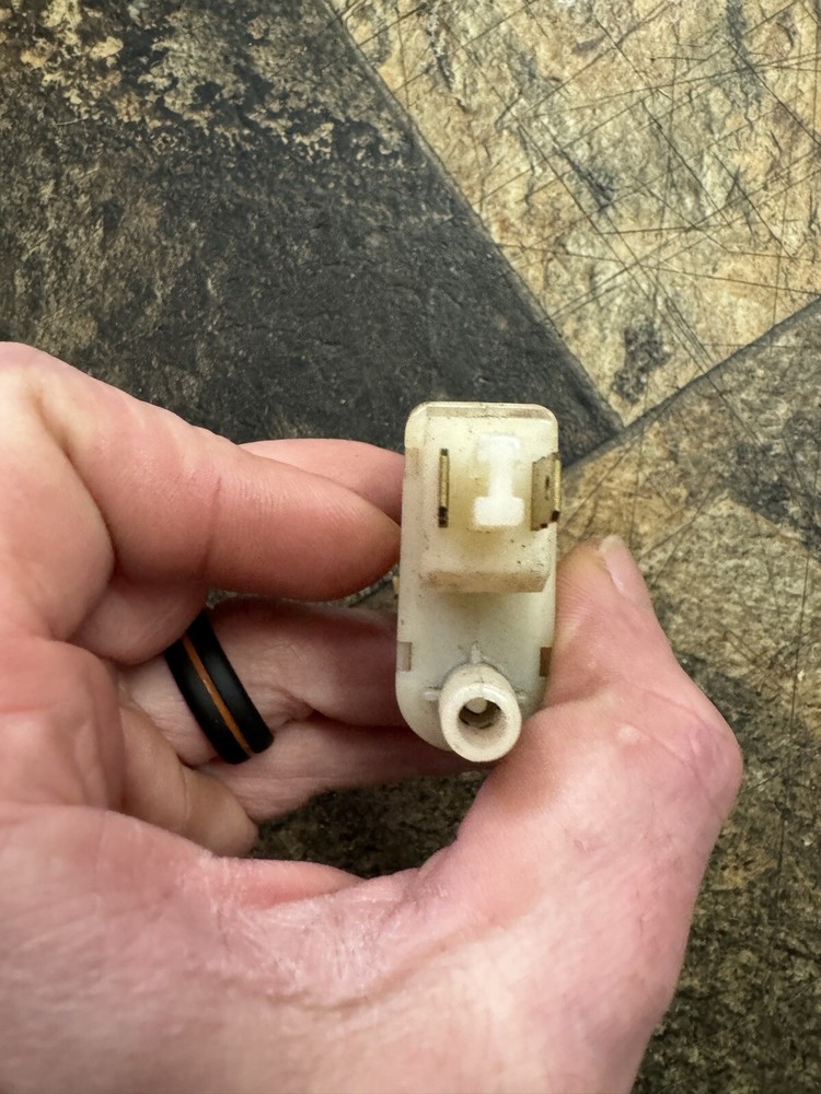 1982-92 Firebird Camaro Trans Am Bake Pedal Cruise Control Release Switch