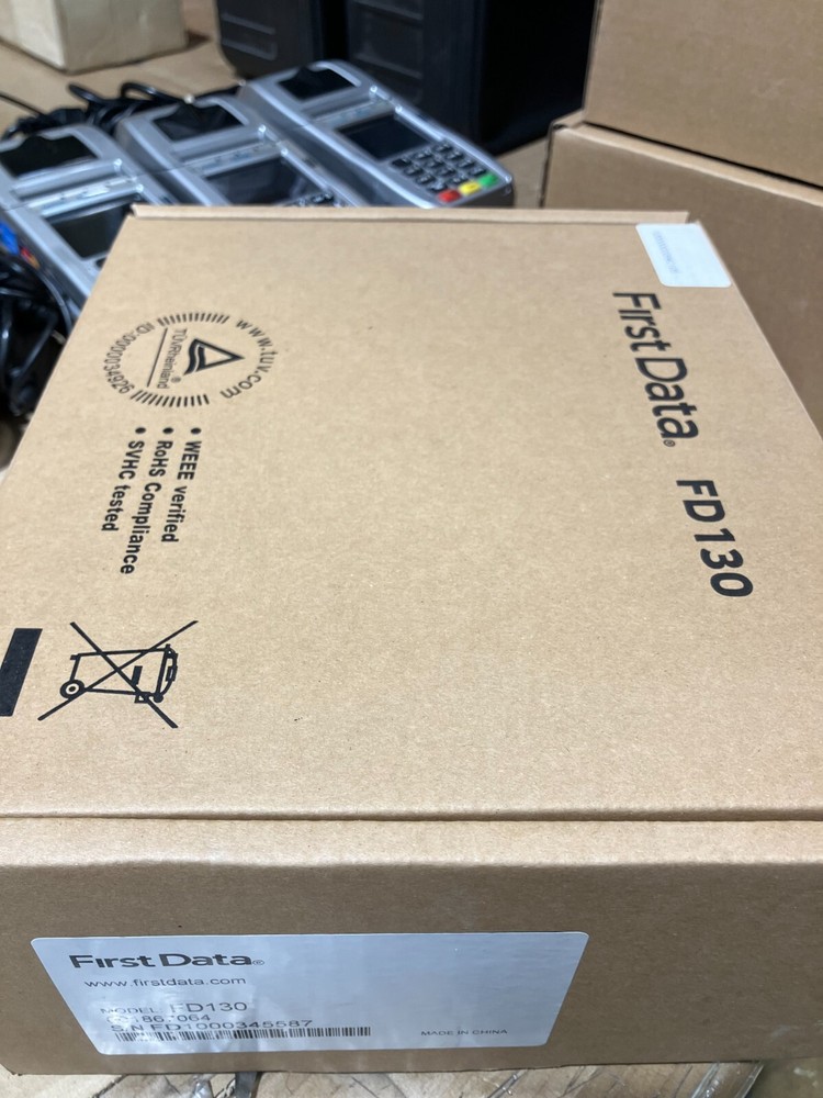 Verifone VX520 Credit Card Machine Terminal Reader with VX805 Card Reader