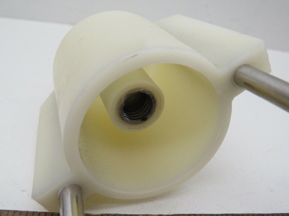 Laboratory Lab 2-Arm Hanger Holder